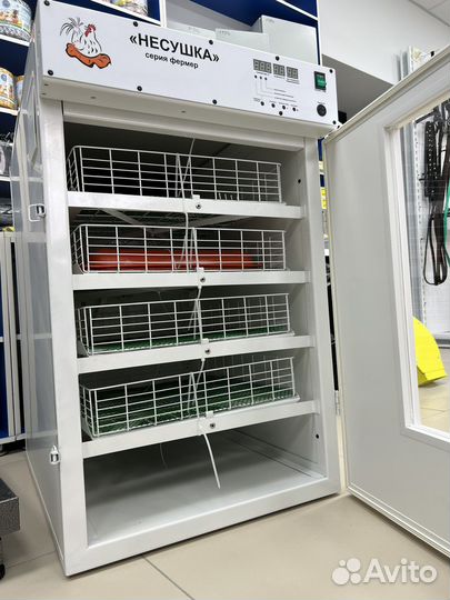 Инкубатор Несушка «Фермер -400»