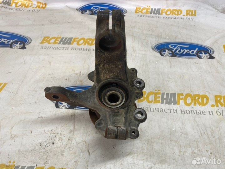 Кулак поворотный передний левый Ford Focus 3