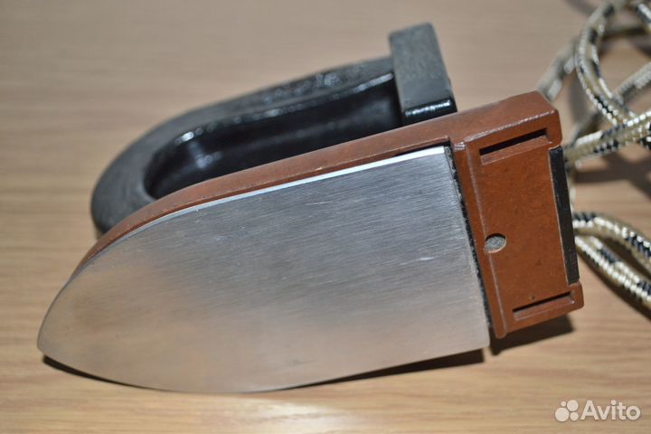 Утюг дорожный Эра