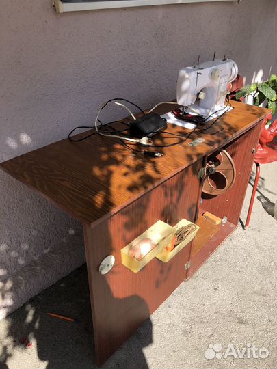 Швейная машина