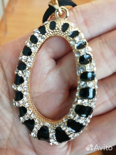 Кулон с камнями бижутерия