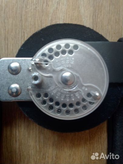 Продам ортез-брейс для коленного сустава