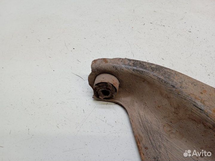 Рычаг передний левый Nissan Almera G15 1.6 2014