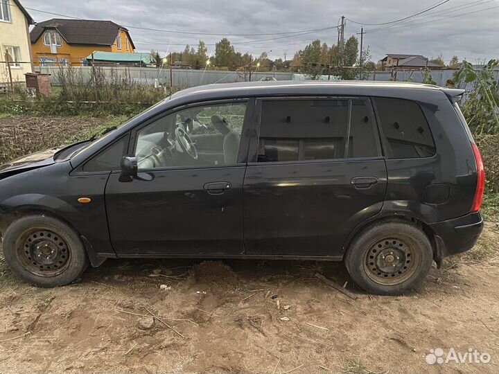 Mazda Premacy 1.8 AT, 2000, битый, 203 000 км