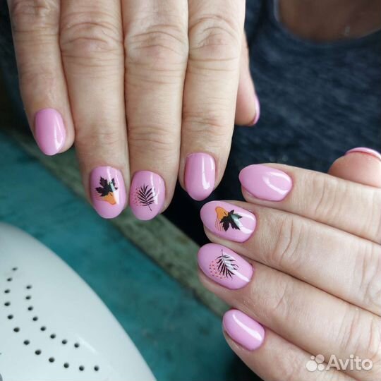 Педикюр с покрытием гель-лаком