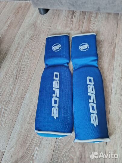 Форма рукопашного боя. Щитки в комплекте