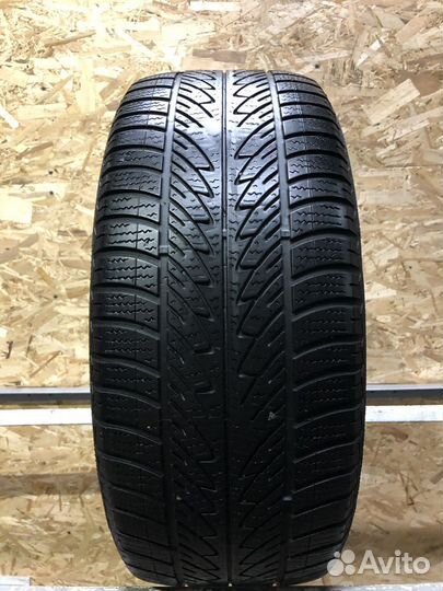 Goodyear UltraGrip 8 Performance 225/50 R17