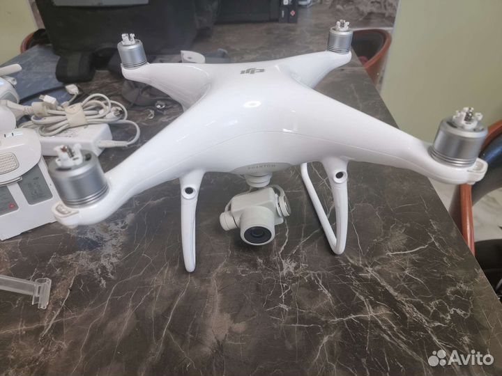 Dji phantom 4 advanced