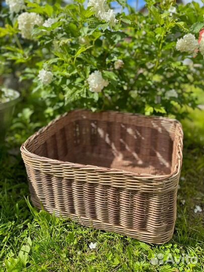 Корзина плетеная