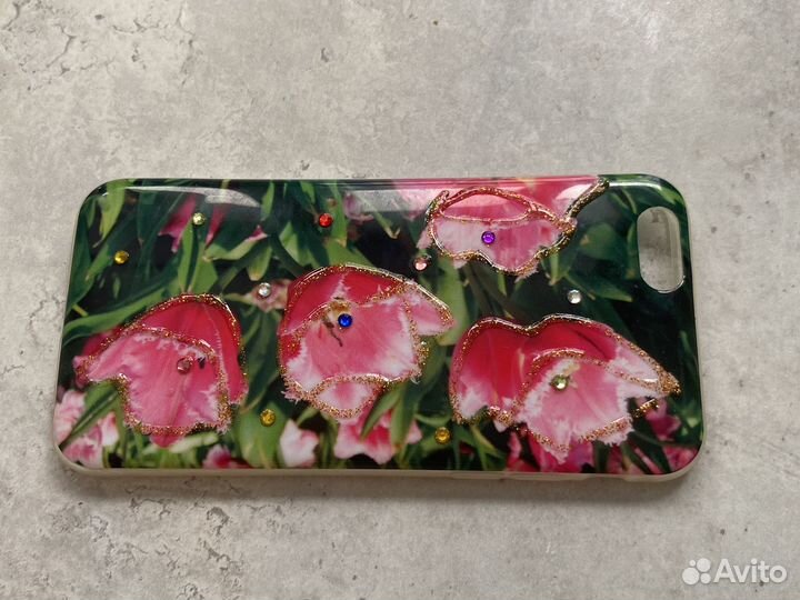 Чехол на iPhone