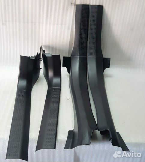 Панели стойки салона Audi A8 D3