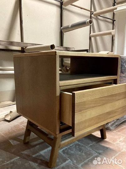 Деревянный комод