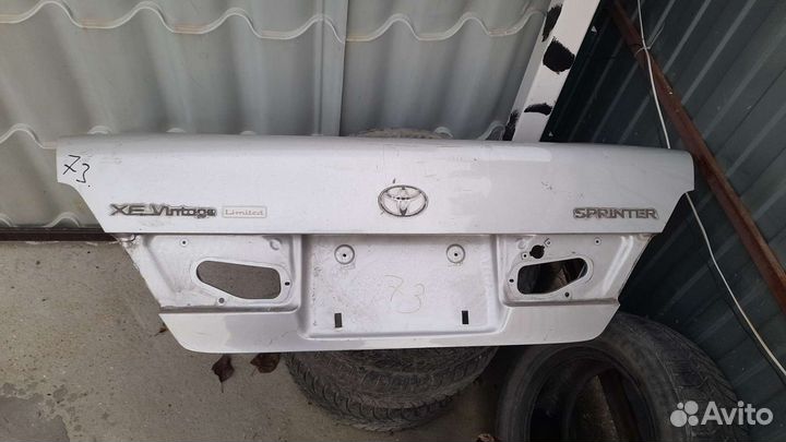 Крышка башажника тойота