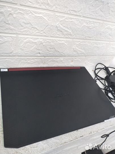 Игровой ноутбук Asus