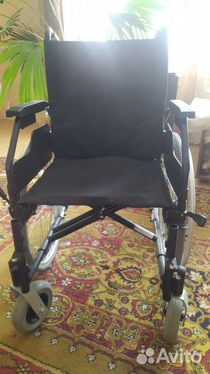 Инвалидная коляска новая