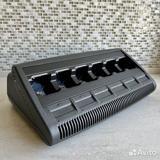 Зарядное устройство Motorola wpln4211