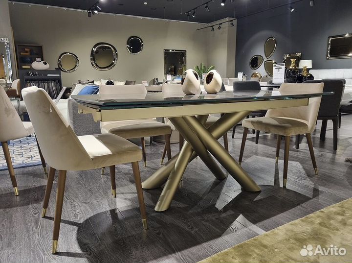 Обеденный стол раскладной производство Италия