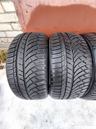 Kumho WinterCraft WP72 255/40 R19 100V