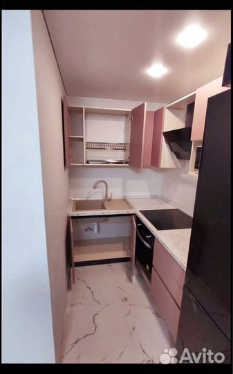 Кухонный гарнитур угловой. Рассрочка