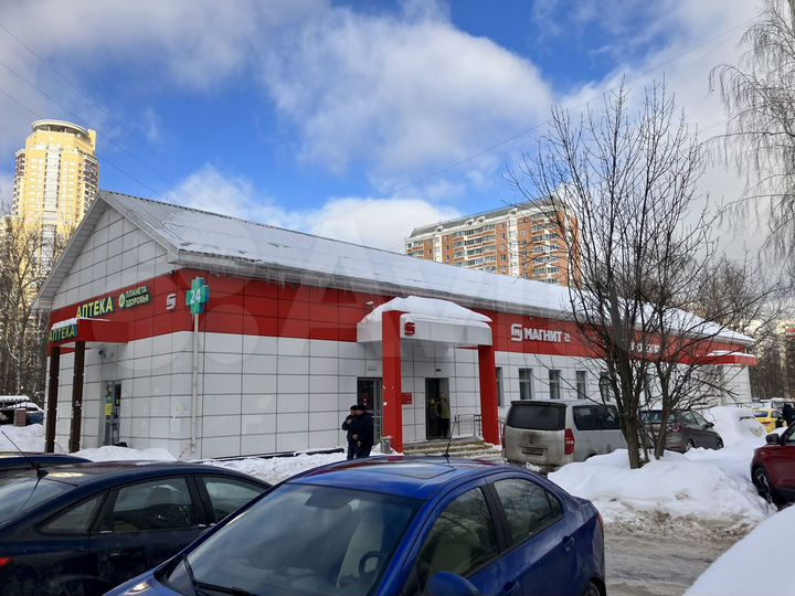 Здание с арендаторами Магнит + Магнит Косметик