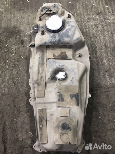 Топливный бак Toyota Rav4 XA30 2AZ-FE 2.4 06-13г