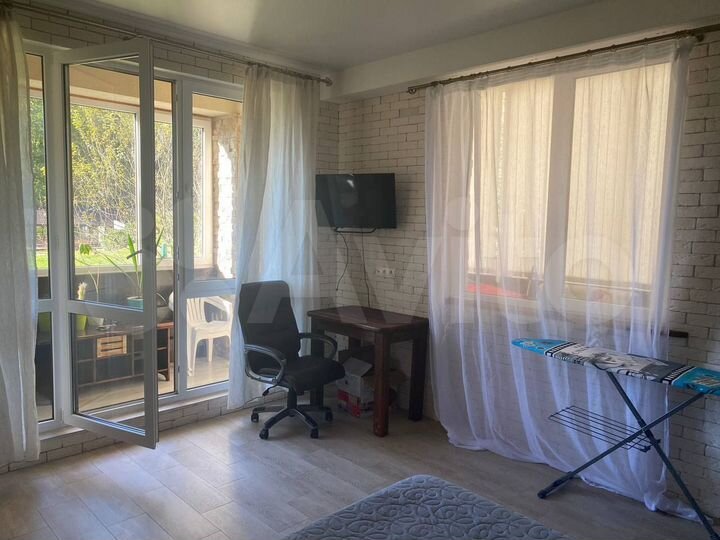 1-к. квартира, 50 м², 1/4 эт.