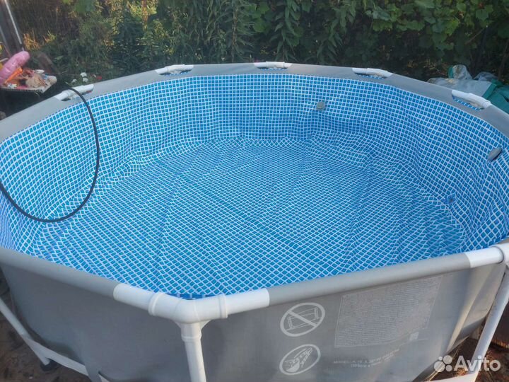 Каркасный бассейн intex