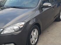 Kia Ceed 1.6 MT, 2010, 178 440 км, с пробегом, цена 850 000 руб.