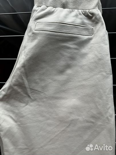 Костюм женский