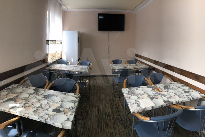 Комната 30 м² в 3-к., 1/2 эт.