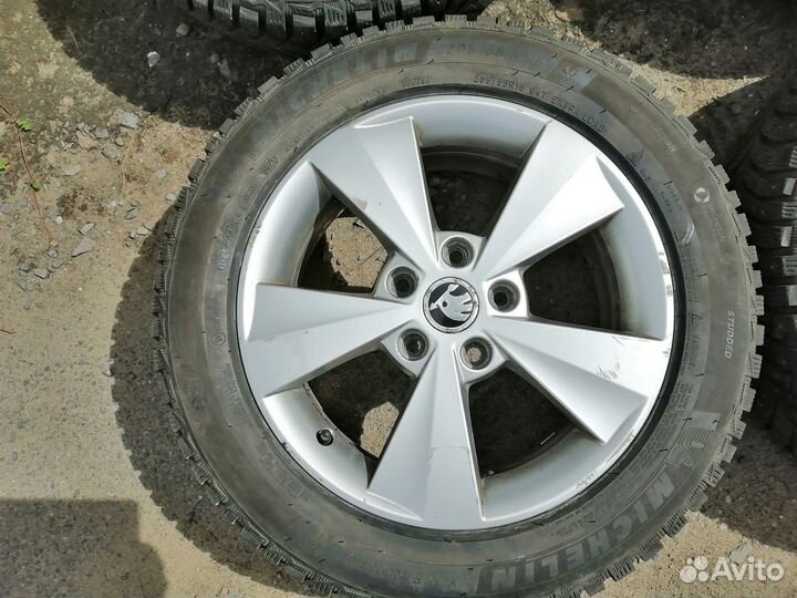 Оригинальные колёса r16 Skoda Octavia a7 a5 шипы