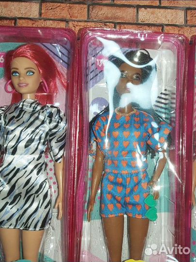 Барби разные