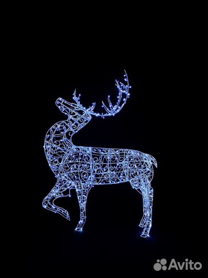 Светодиодная фигура (олень гордый)