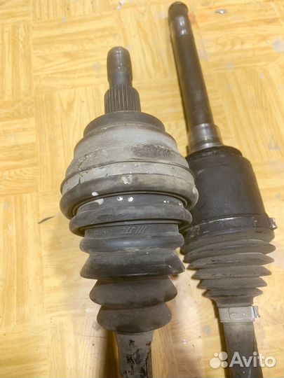 Привод правый/левый Mercedes ML 164