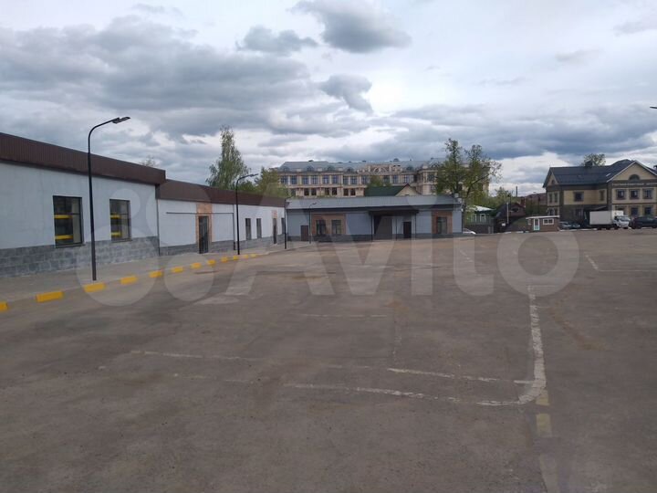 Торговая площадь, 270 м²