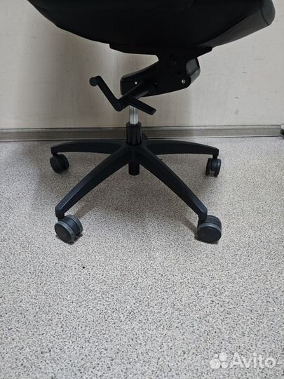 Кресло руководителя North Cape. narbutas