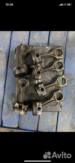 Коленвал, поршня,шатуны BMW м52 b25