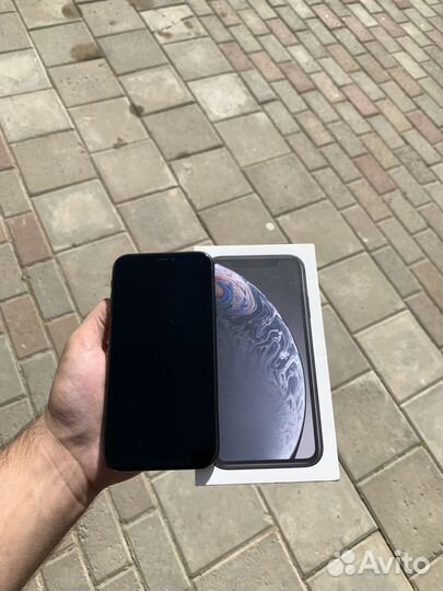 iPhone Xr, 64 ГБ
