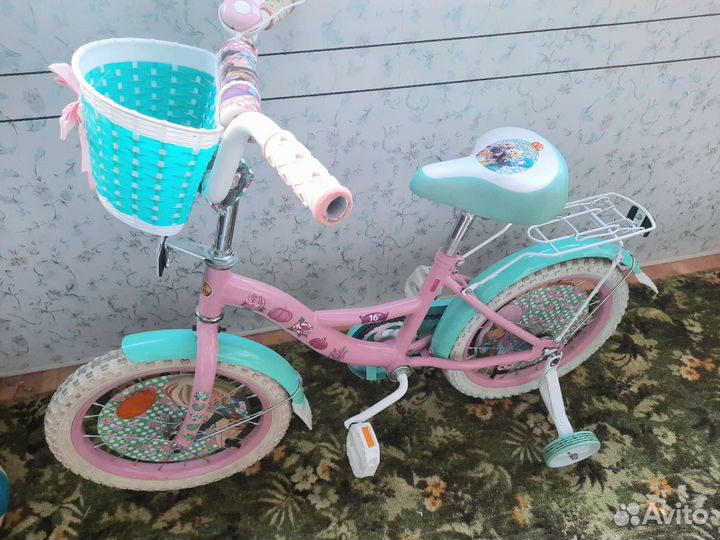Велосипед для девочки 4-6 лет