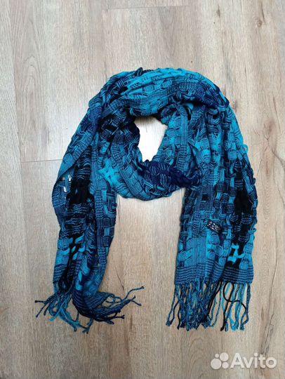 Женские шарфы и платки