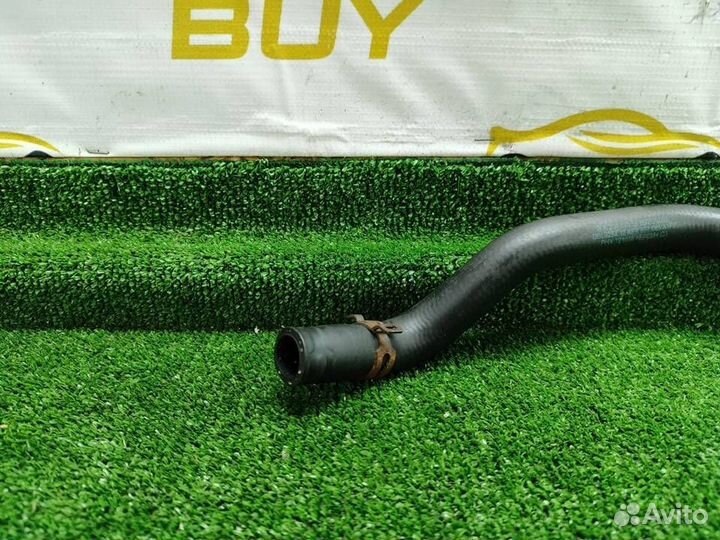 Патрубок охлаждения Mercedes-Benz C-Класс
