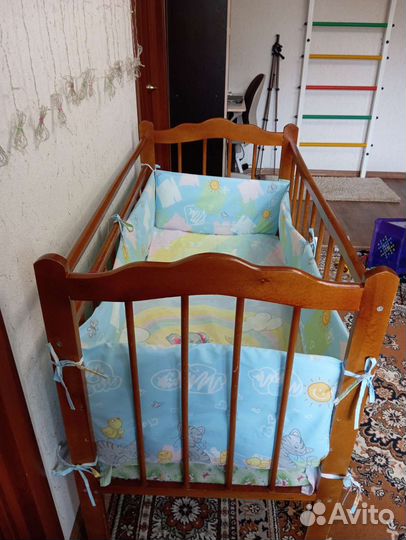 Детская кроватка из массива берёзы