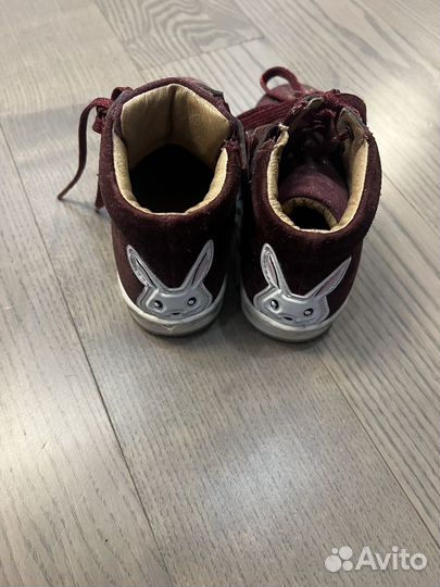 Ботинки для девочки