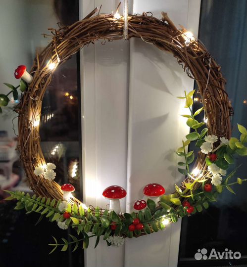 Венок интерьерный