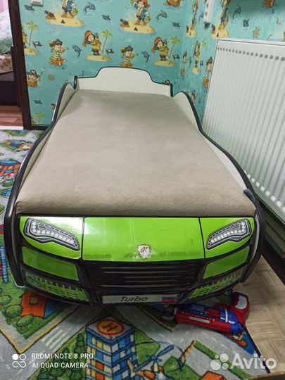 Детская кровать машина с матрасом