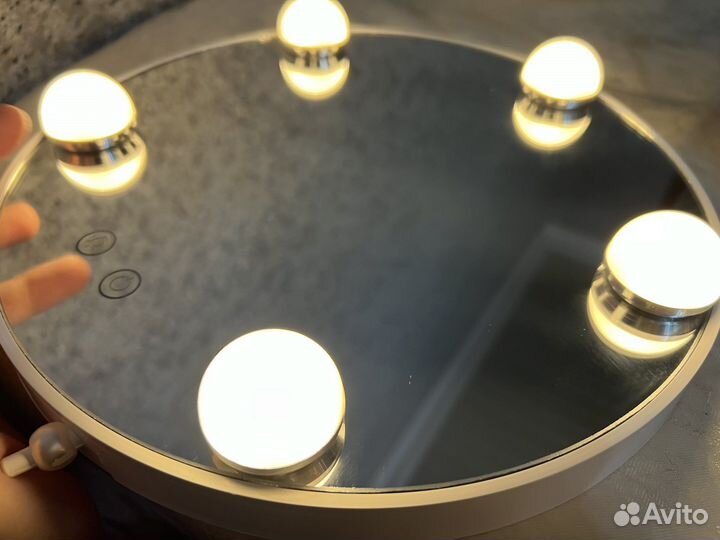 Зеркало с подсветкой