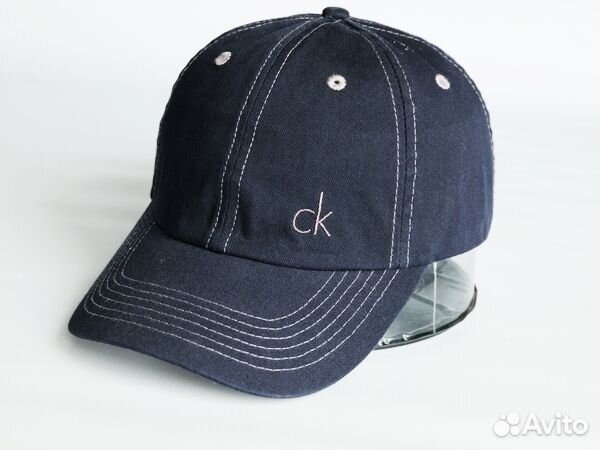 Классическая бейсболка 