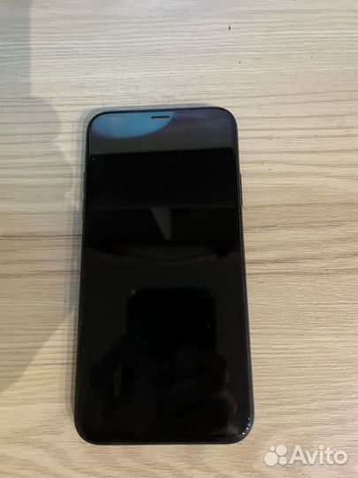 iPhone X, 64 ГБ