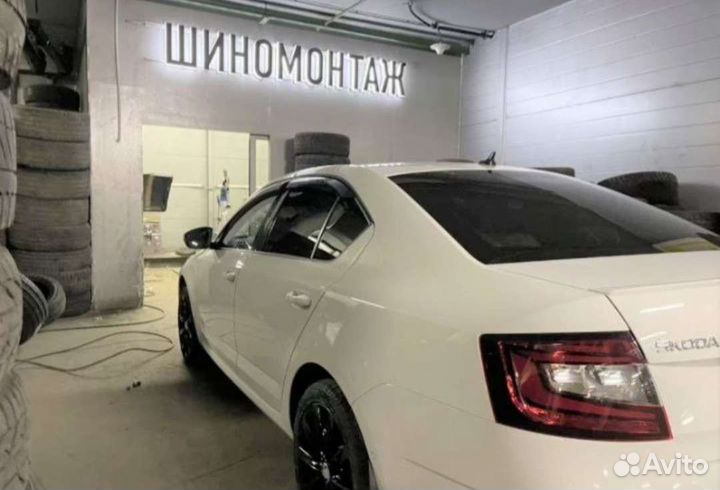 Triangle TR968 225/40 R18 92