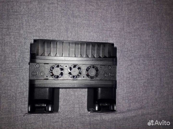 Вертикальная подставка dobe Ps4/Ps4 Slim/Ps4 PRO